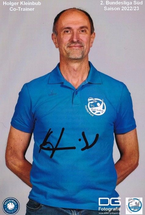 Autogramm Volleyball | TG Bad Soden (D) | 2022 Foto | Holger KLEINBUB