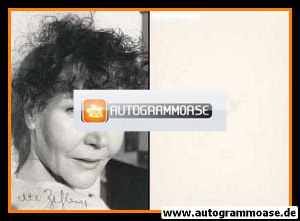 Autogramm Theater | Ute ZEHLEN | 1980er Foto (Portrait SW)
