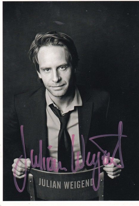 Autogramm Schauspieler | Julian WEIGEND | 2010er (Portrait SW) Schnauss