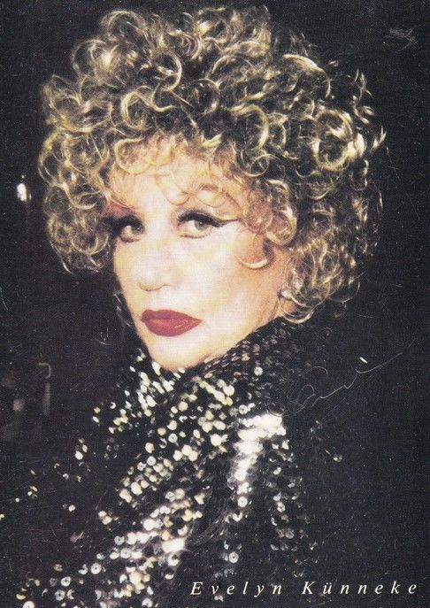Autogramm Schauspieler | Evelyn KÜNNEKE | 1990er (Portrait Color)