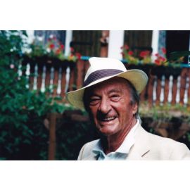 Autogramm Regisseur | Kurt HOFFMANN | 1990er Foto (Portrait Color)