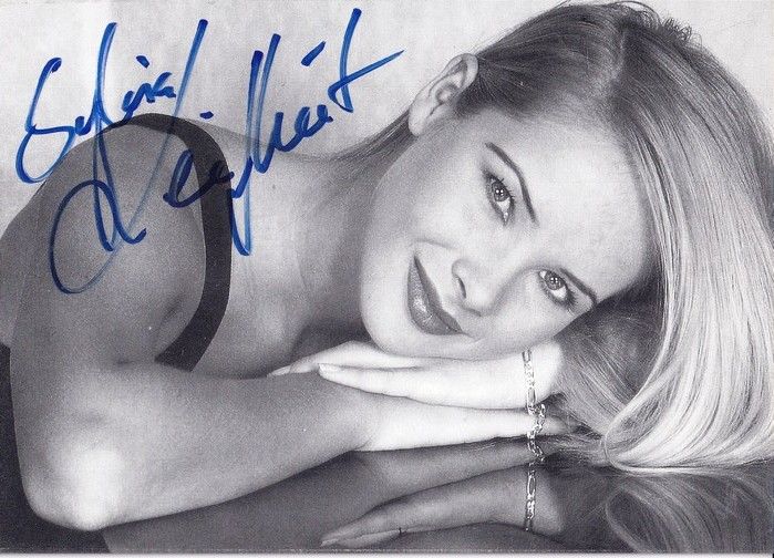 Autogramm Schauspieler | Sylvia LEIFHEIT | 2000er (Portrait SW)