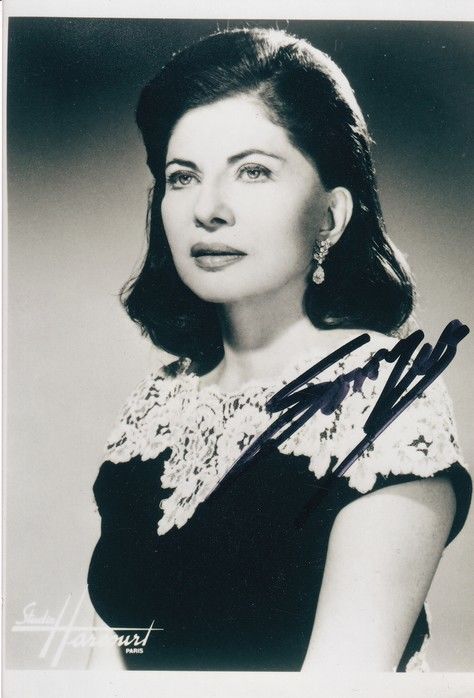 Autogramm Adel | Soraya BAKHTIARI | 1980er Foto (Portrait SW) Kaiserin Persien