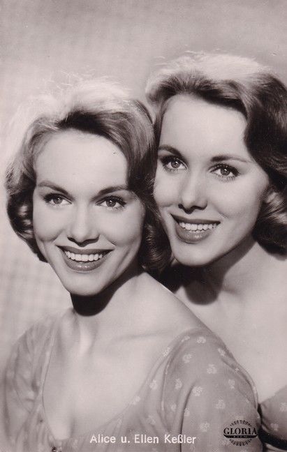 Filmpostkarte | Alice + Ellen KESSLER | 1957 "Scherben Bringen Glück" (Kolibri 2500)