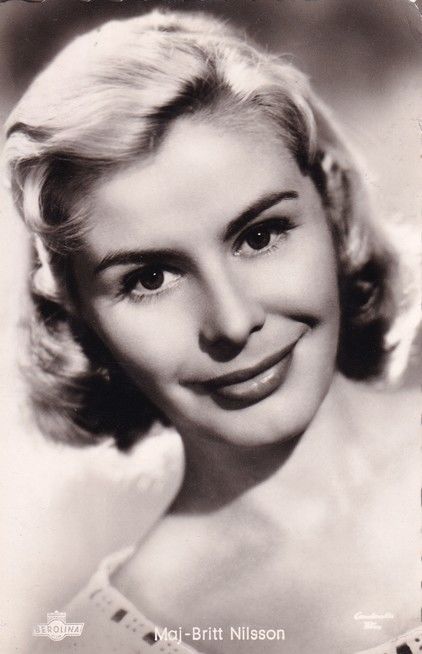 Filmpostkarte | Maj-Britt NILSSON | 1956 "Was Die Schwalbe Sang" (Kolibri)