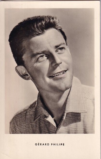 Filmpostkarte (Frankreich) | Gerard PHILIPE | 1950er (Portrait SW) VEB 541/56 G677