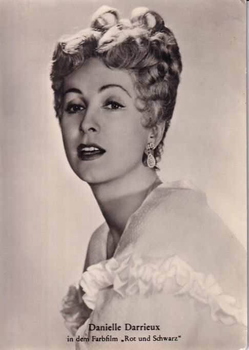 Filmpostkarte (Frankreich) | Danielle DARRIEUX | 1954 "Rot Und Schwarz" (VEB)