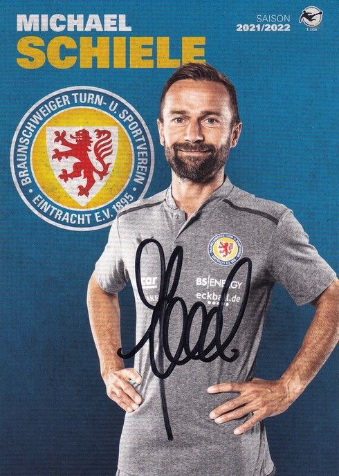 Autogramm Fussball | Eintracht Braunschweig | 2021 | Michael SCHIELE