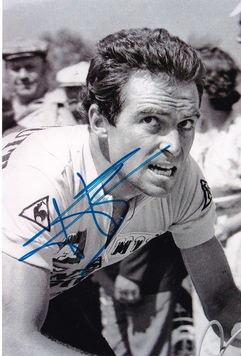 Autogramm Radsport | Bernard HINAULT | 1980er Foto (Rennszene SW 1) 5x TDF-Sieger