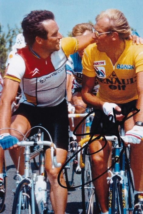 Autogramm Radsport | Laurent FIGNON | 1984 Foto (Umarmung Color mit Hinault) TDF