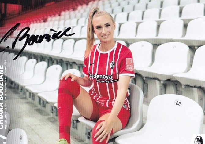 Autogramm Fussball (D) | SC Freiburg | 2022 | Chiara BOUZIANE