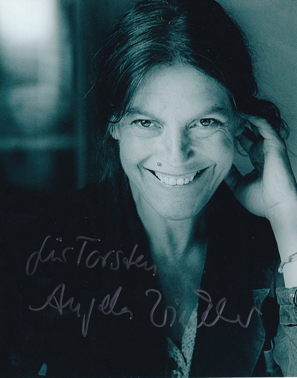 Autogramm Schauspieler | Angela WINKLER | 2000er Foto (Portrait SW XL)