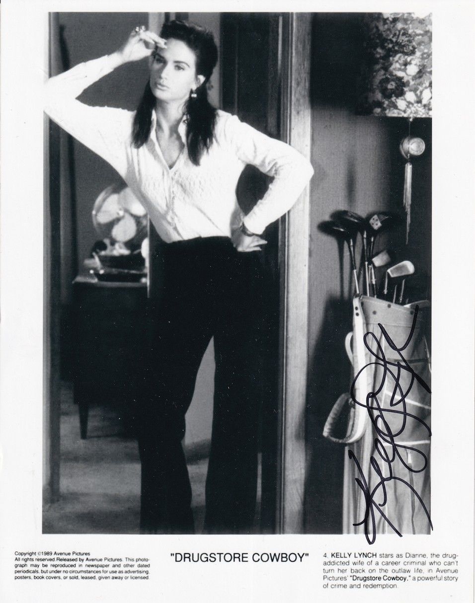 Autogramm Film (USA) | Kelly LYNCH | 1989 Foto "Drugstore Cowboy" (Portrait SW XL)