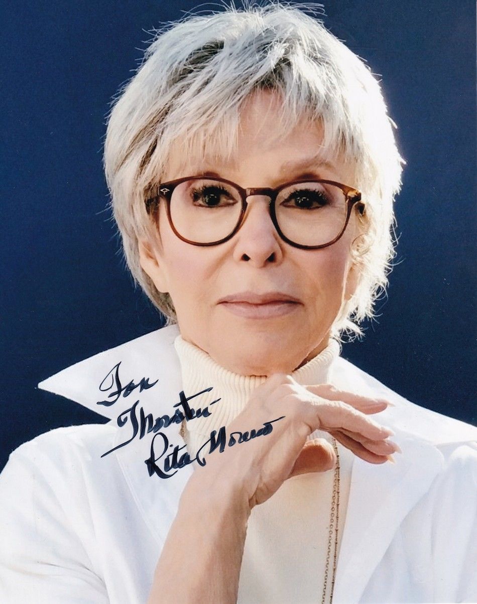 Autogramm Film (PRI) | Rita MORENO | 2010er Foto (Portrait Color XL)