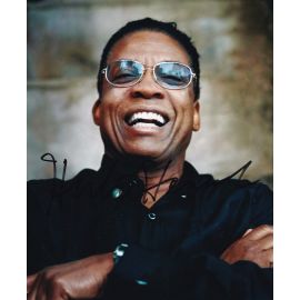 Autogramm Jazz (USA) | Herbie HANCOCK | 2000er Foto (Portrait Color XL)