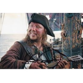 Autogramm Film (UK) | Stephen GRAHAM | 2011 Foto (Filmszene Color XM) "Pirates Caribbean" 1