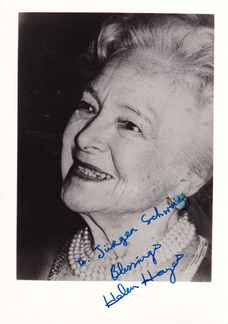 Autogramm Film (USA) | Helen HAYES | 1980er (Portrait SW)