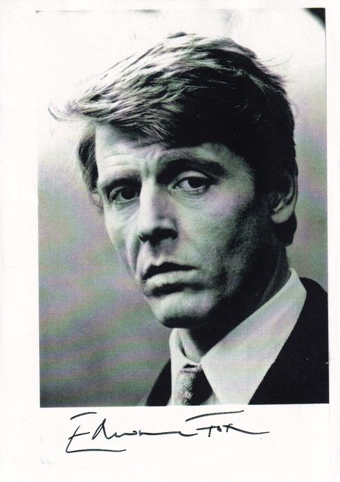 Autogramm Film (UK) | Edward FOX | 1980er (Portrait SW)