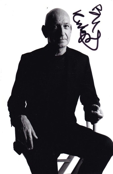 Autogramm Film (UK) | Ben KINGSLEY | 1990er Foto (Portrait SW) 2