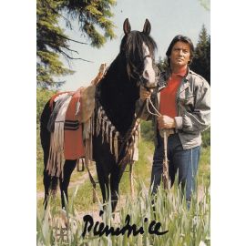 Autogramm Film (FR) | Pierre BRICE | 1980er (Portrait Color Pferd) Winnetou