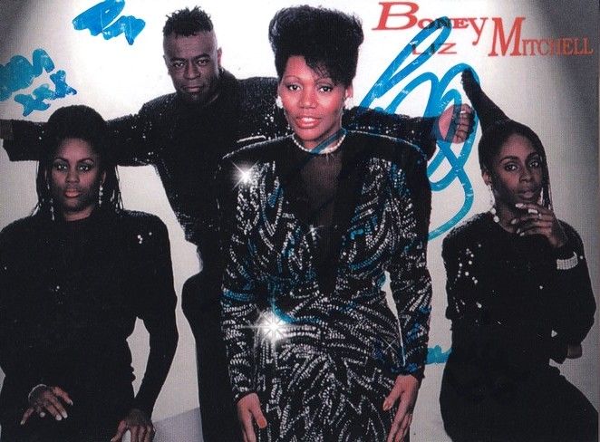 Autogramme Pop (UK) | BONEY M. | 1970er (Portrait Color)