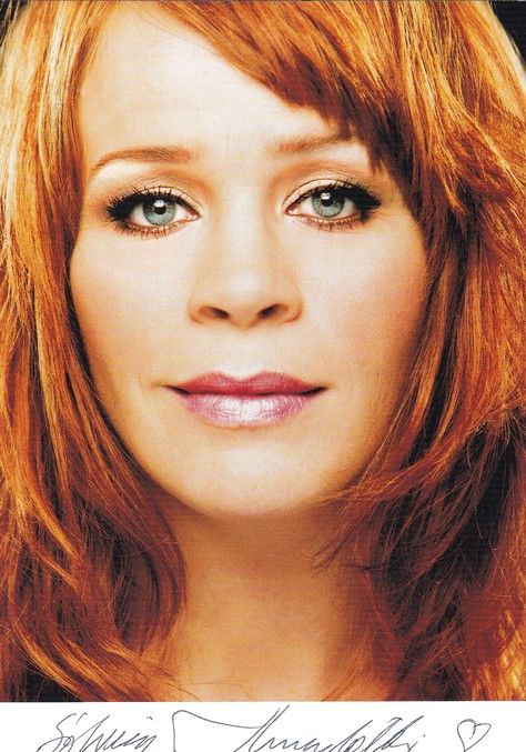 Autogramm Schauspieler | Solveig ARNARSDOTTIR | 2000er (Portrait Color) Teitur