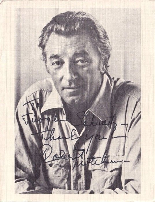 Autogramm Film (USA) | Robert MITCHUM | 1980er (Portrait SW) + Briefumschlag