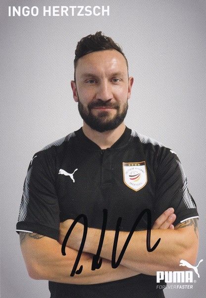 Autogramm Fussball | 2010er Puma | Ingo HERTZSCH (DFB Legenden)