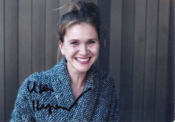 Autogramm Schauspieler | Lisa HAGMEISTER | 2010er (Portrait Color)