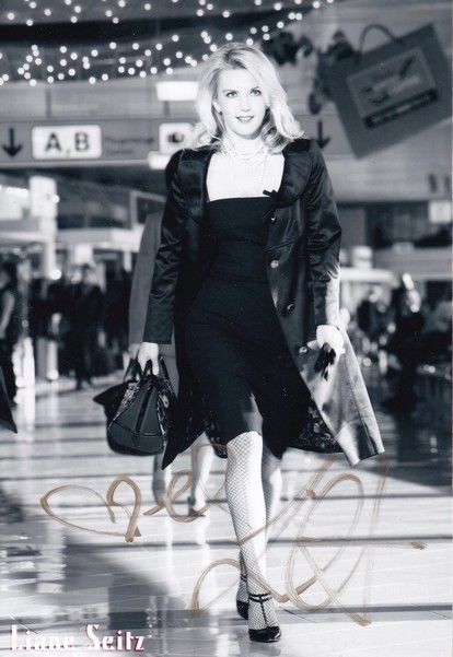 Autogramm Schauspieler | Liane SEITZ | 2000er Foto (Portrait SW)