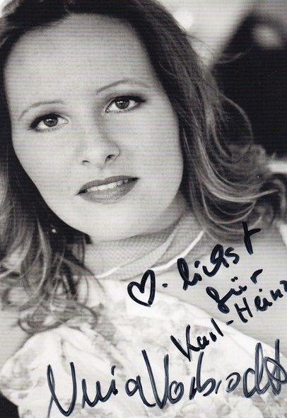 Autogramm Schauspieler | Nina VORBRODT | 2010er (Portrait SW)