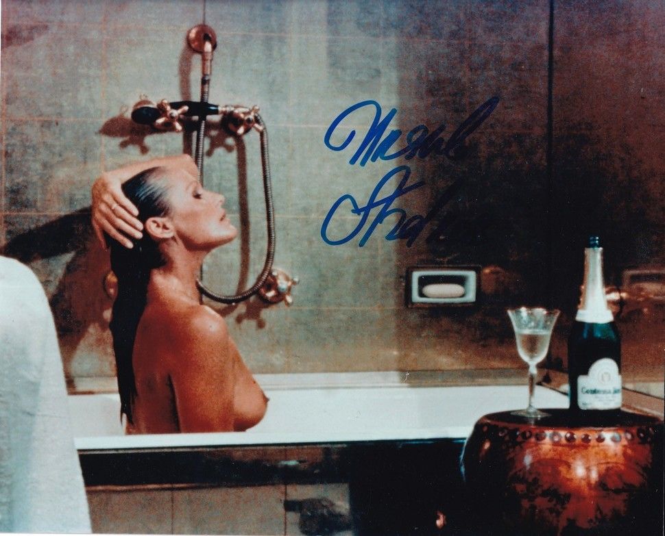 Autogramm Film | Ursula ANDRESS | 1962 "James Bond Dr. No" NACKT