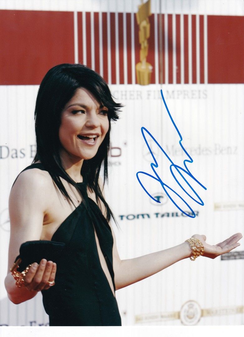 Autogramm Schauspieler | Jasmin TABATABAI | 2000er Foto (Portrait Color XL)