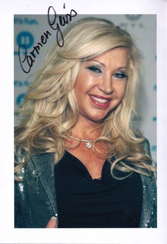 Autogramm Celebrity / TV | Carmen GEISS | 2010er (Portrait Color XM)