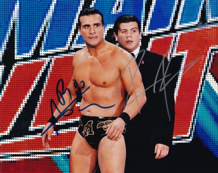Autogramme Wrestling | Alberto DEL RIO + Ricardo RODRIGUEZ  | 2012 Foto (Portrait Color XL) WWE ME