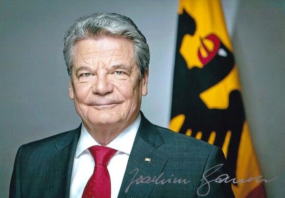 Autogramm Politik | Joachim GAUCK | | 2010er Foto (Portrait Color) 1
