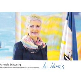 Autogramm Politik | SPD | Manuela SCHWESIG | 2020er (Portrait Color)
