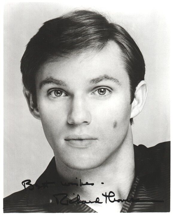 Autogramm Film (USA) | Richard THOMAS | 1970er Foto (Portrait SW XL) Waltons