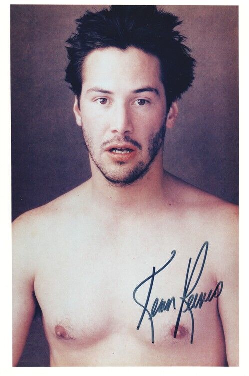 Autogramm Film (CAN) | Keanu REEVES | 1995 Foto (Portrait Color XL) TOPLESS
