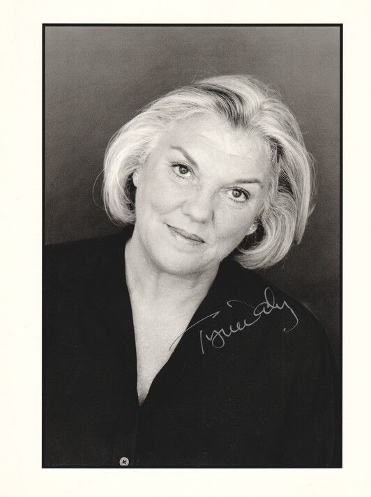 Autogramm Film (USA) | Tyne DALY | 2000er (Portrait SW XL)