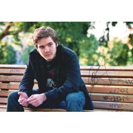 Autogramm Film | Daniel BRÜHL | 2004 Foto (Portrait Color XL) "Fette Jahre"