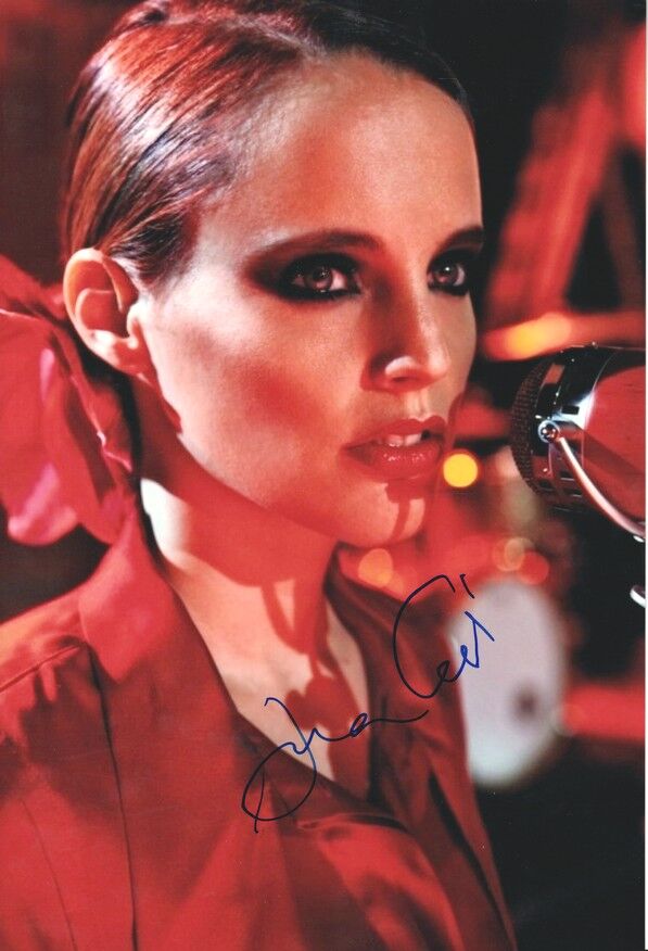 Autogramm Pop (UK) | Anna CALVI | 2000er Foto (Portrait Color XL)