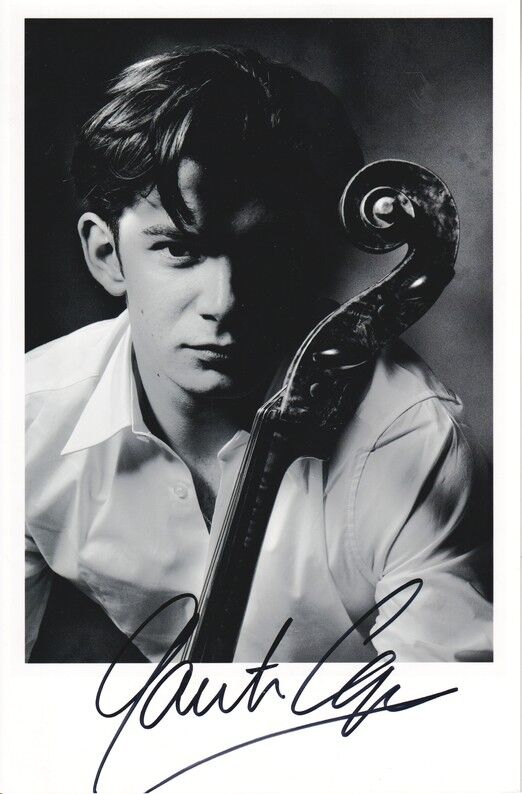 Autogramm Cello (FR) | Gautier CAPUCON | 2000er Foto (Portrait SW XL)