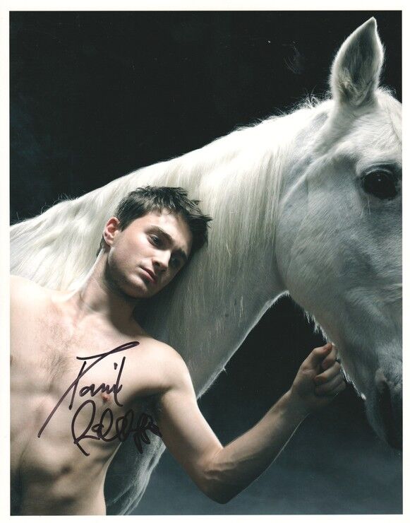 Autogramm Film (UK) | Daniel RADCLIFFE | 2000er Foto (Portrait Color XL) Pferd