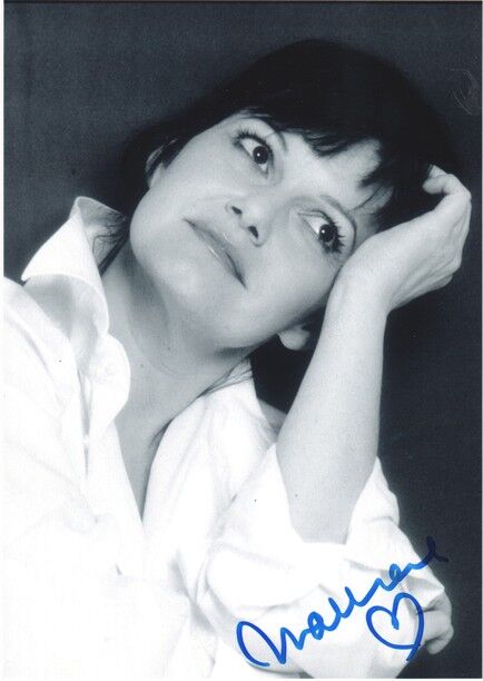 Autogramm Pop (BEL) | MAURANE | 2000er Foto (Portrait SW XM)