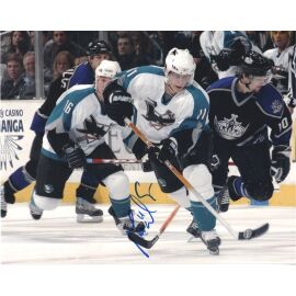 Autogramm Eishockey | USA | San Jose | Marcel GOC | 2000er Foto (Spielszene Color XL) 3