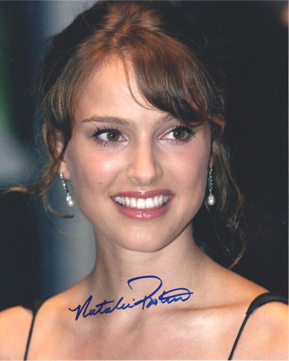 Autogramm Film (USA) | Natalie PORTMAN | 2004 Foto (Portrait Color XL) "Closer"