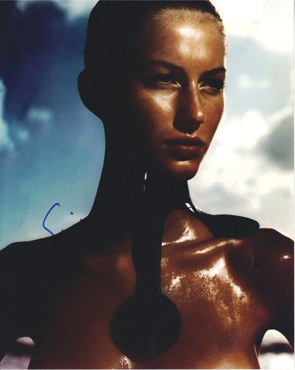 Autogramm Model (BRA) | Gisele BÜNDCHEN | 2001 Foto (Portrait Color XL) Pirelli