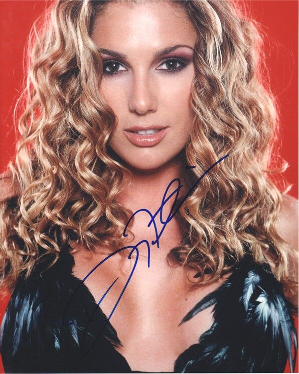 Autogramm Model / TV (USA) | Daisy FUENTES | 1990er Foto (Portrait Color XL)