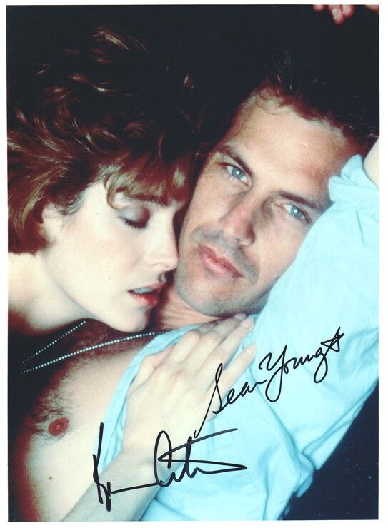 Autogramme Film (USA) | Kevin COSTNER + Sean YOUNG | 1987 Foto (Filmszene Color XL) "No Way Out"